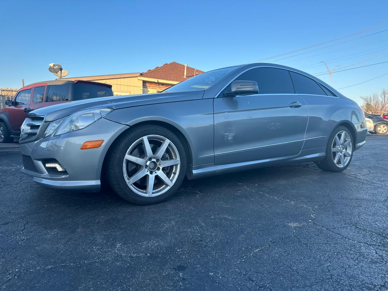 Изображение 2 2011 MERCEDES-BENZ E 550 2011 с VIN WDDKJ7CB5BF084110