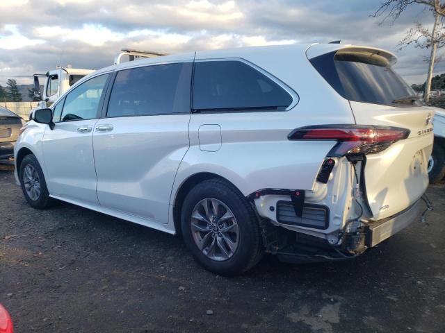 Изображение 2 2022 TOYOTA SIENNA XLE 2022 с VIN 5TDYSKFC7NS073171