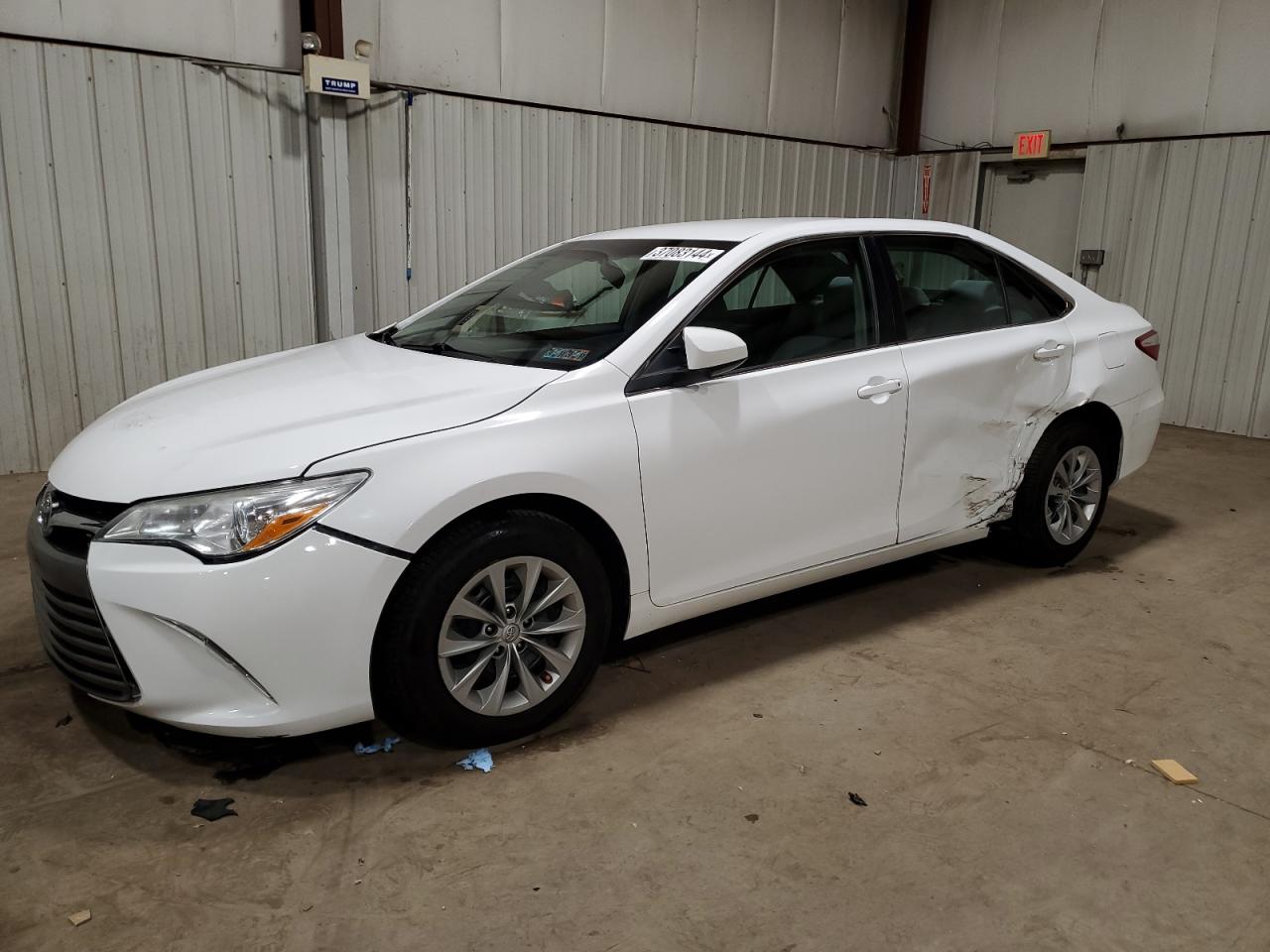 Image 1 of 2017 TOYOTA CAMRY LE 2017 with VIN 4T1BF1FK9HU336915