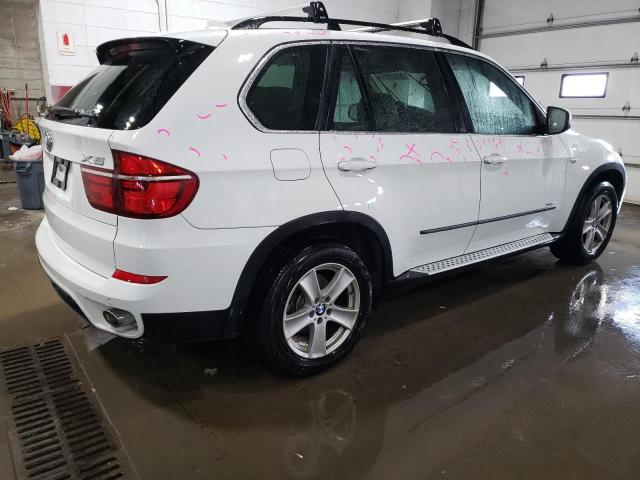 Obraz 3 z 2013 BMW X5 XDRIVE35D 2013 z VIN 5UXZW0C54D0B90261
