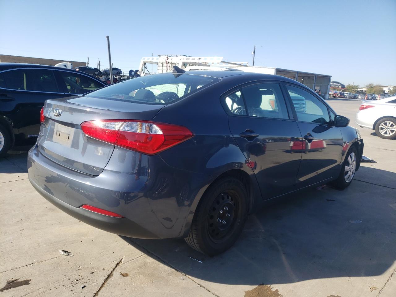 Obraz 3 z 2016 KIA FORTE LX 2016 z VIN KNAFK4A64G5577395