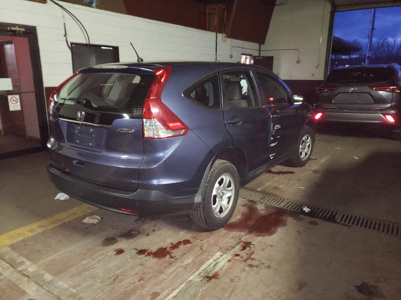Image 3 of 2014 HONDA CR-V LX 2014 with VIN 2HKRM4H34EH653118