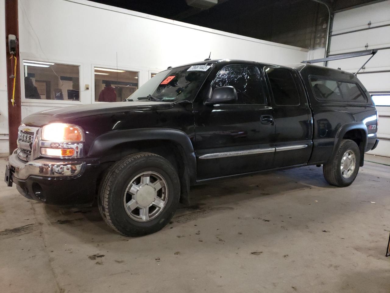 Изображение 1 2004 GMC NEW SIERRA K1500 2004 с VIN 2GTEK19T741248906