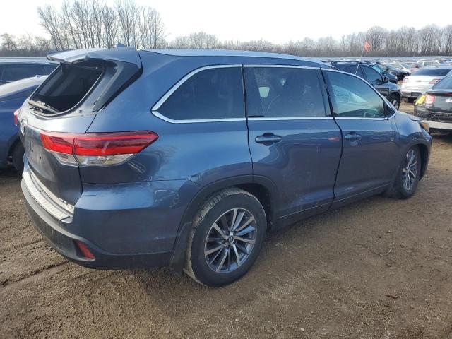 Image 3 of 2018 TOYOTA HIGHLANDER SE 2018 with VIN 5TDJZRFH4JS875446