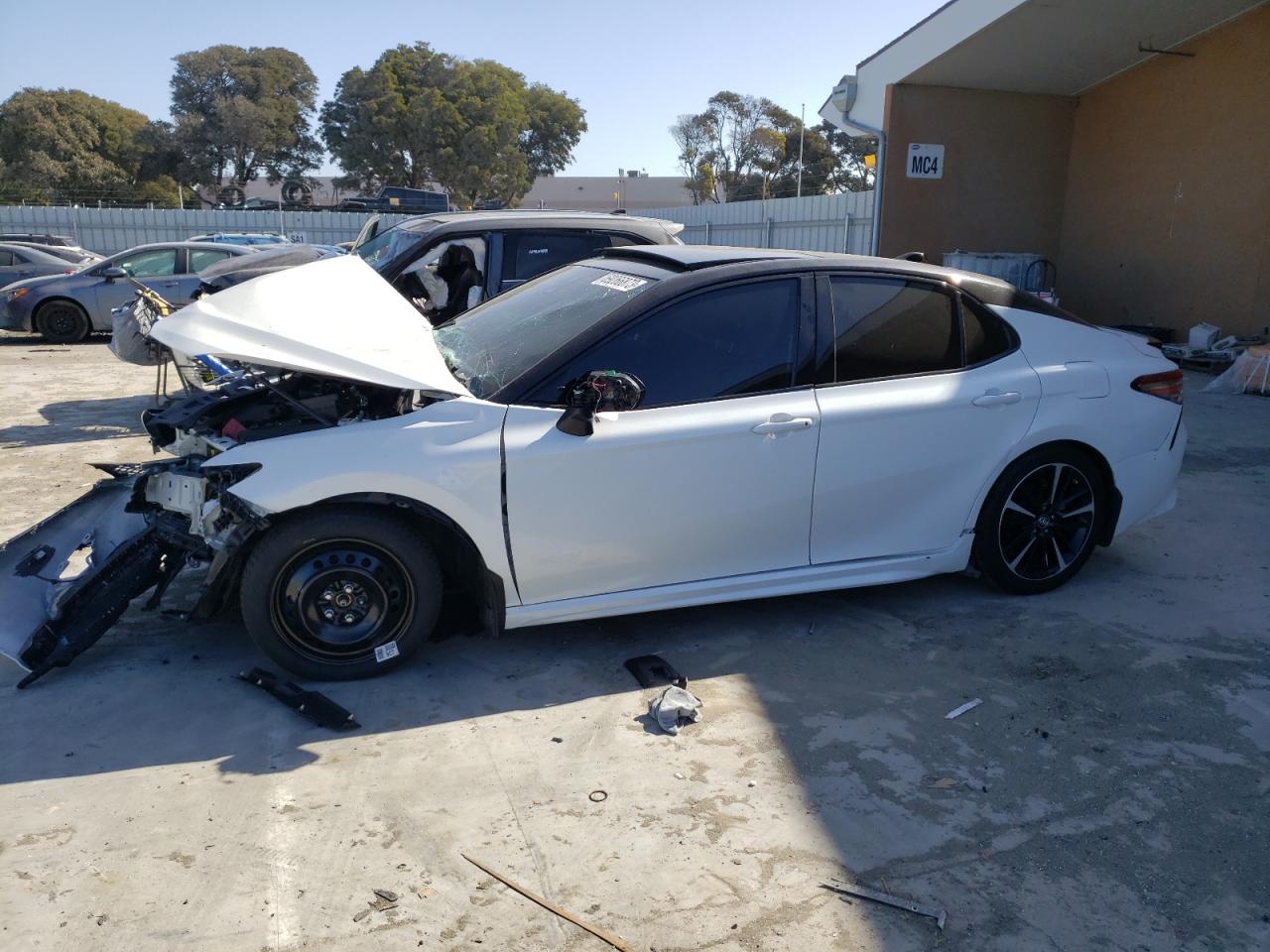 Obraz 1 z 2019 TOYOTA CAMRY XSE 2019 z VIN 4T1B61HK2KU160116