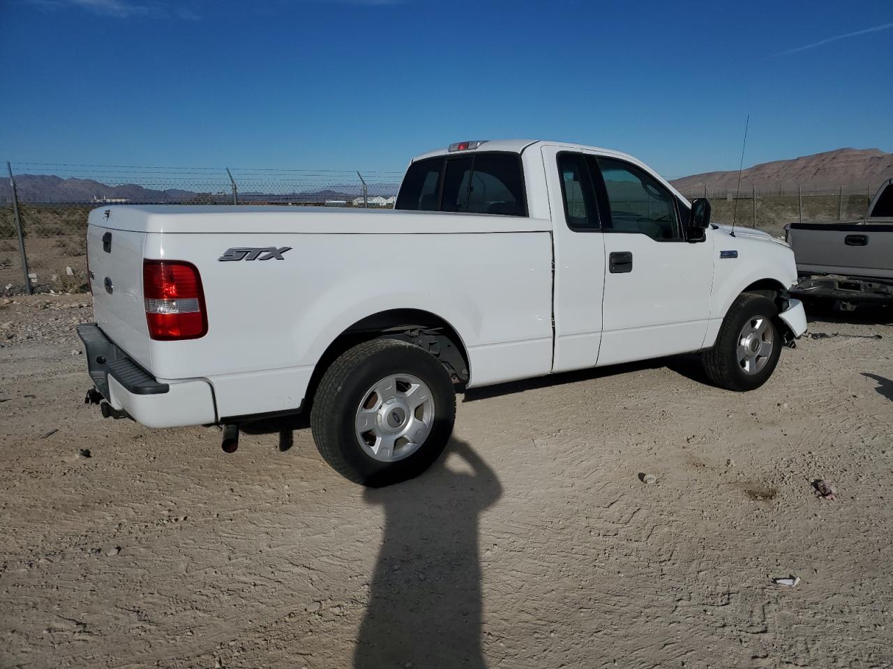 Изображение 3 2004 FORD F150  2004 с VIN 1FTRF12WX4NB92923
