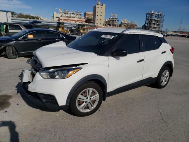Image 1 of 2019 NISSAN KICKS S 2019 with VIN 3N1CP5CU5KL470330