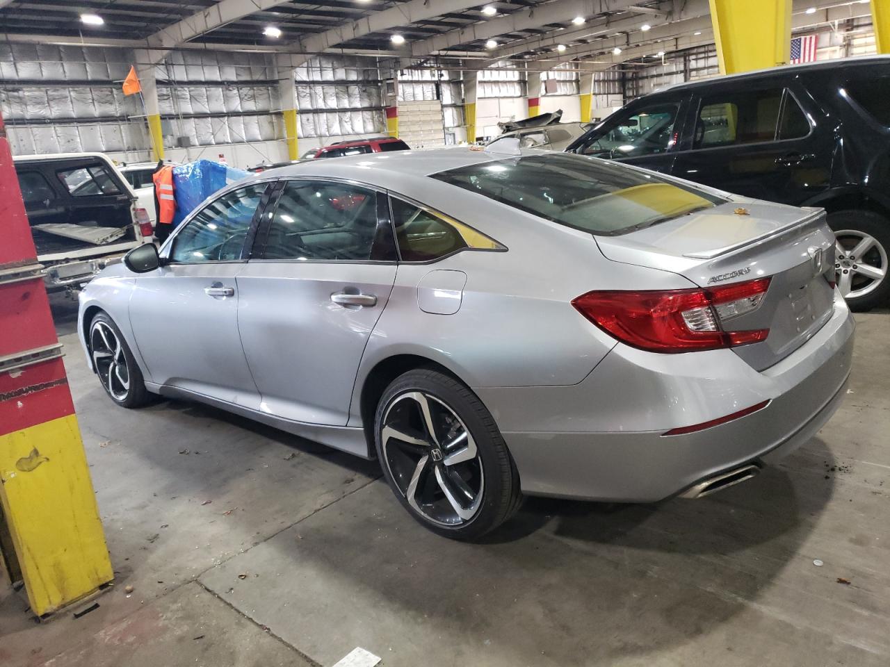 Obraz 2 z 2020 HONDA ACCORD SPORT 2020 z VIN 1HGCV1F33LA115035