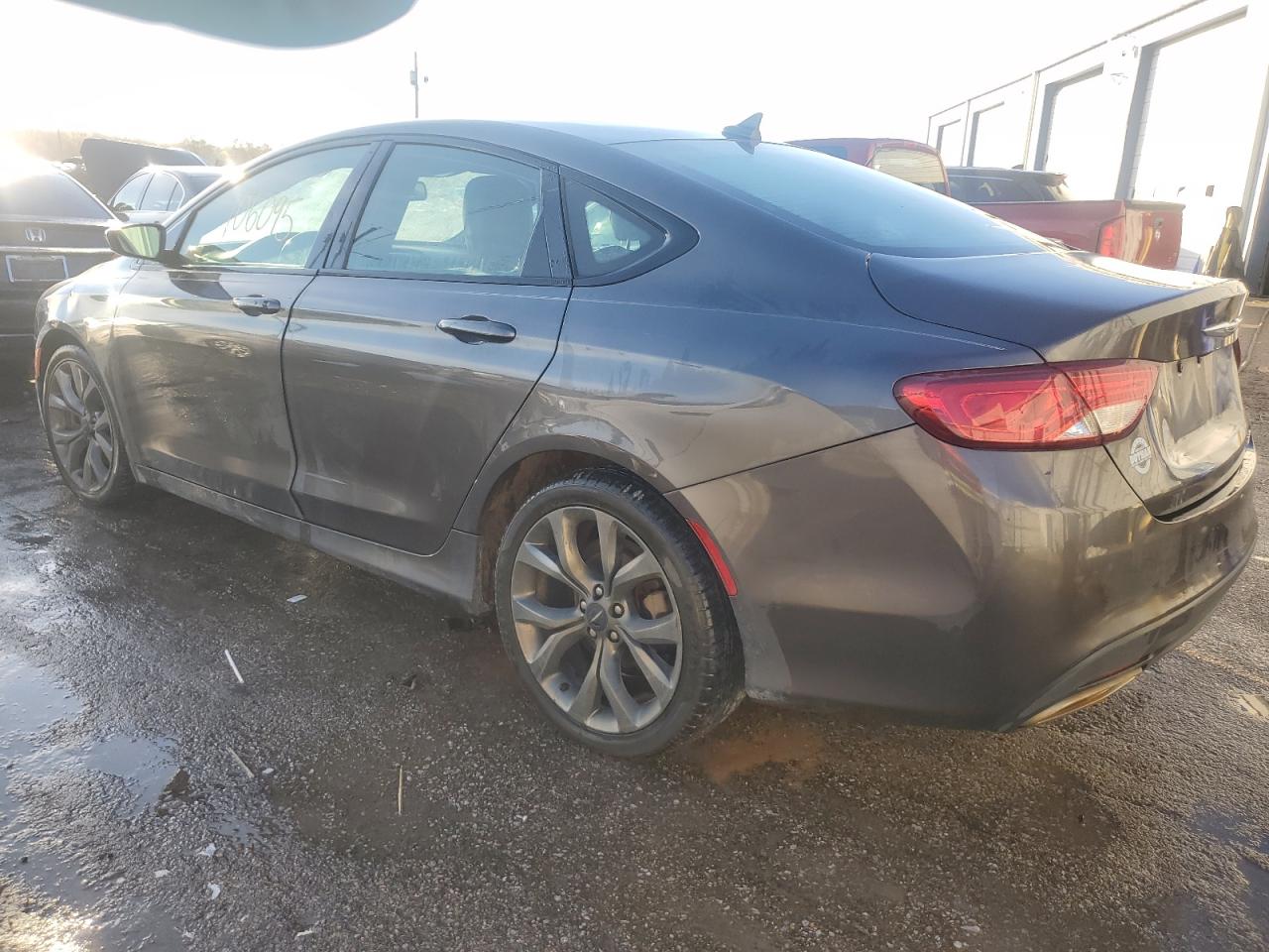 Image 2 of 2016 CHRYSLER 200 S 2016 with VIN 1C3CCCBG6GN192543