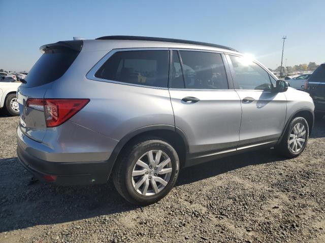Image 3 of 2020 HONDA PILOT LX 2020 with VIN 5FNYF5H16LB023848
