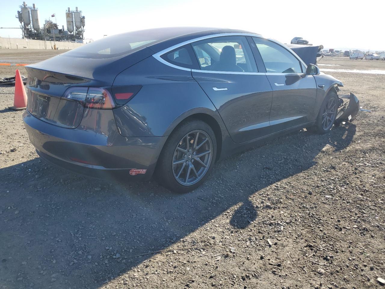 Image 3 of 2018 TESLA MODEL 3  2018 with VIN 5YJ3E1EAXJF021849