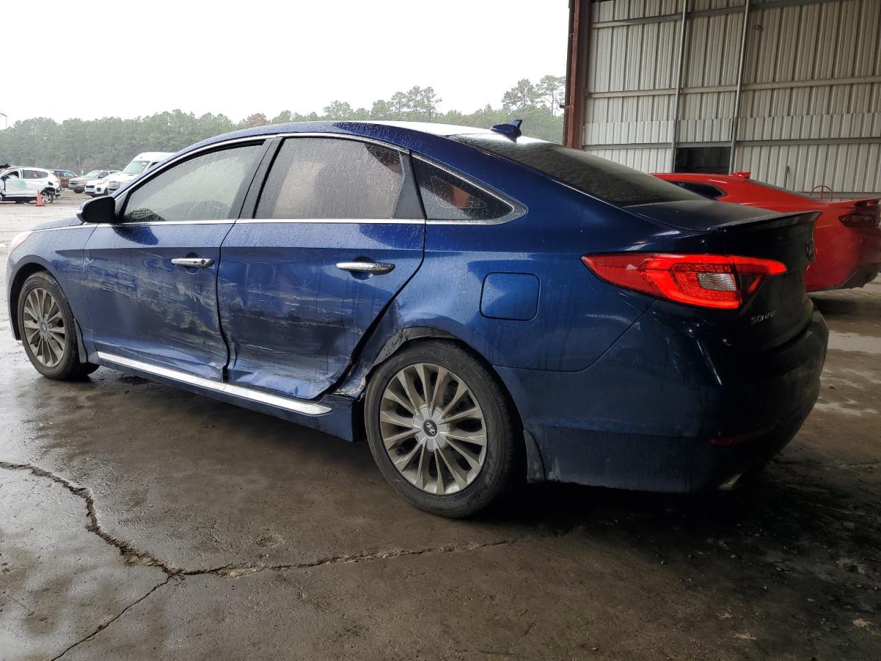 Image 2 of 2015 HYUNDAI SONATA SPORT 2015 with VIN 5NPE34AF2FH193030