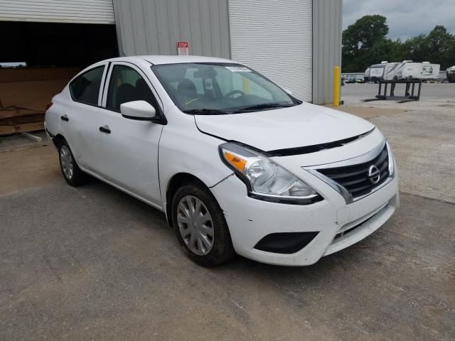 Obraz 1 z 2017 NISSAN VERSA S 2017 z VIN 3N1CN7AP0HL902507
