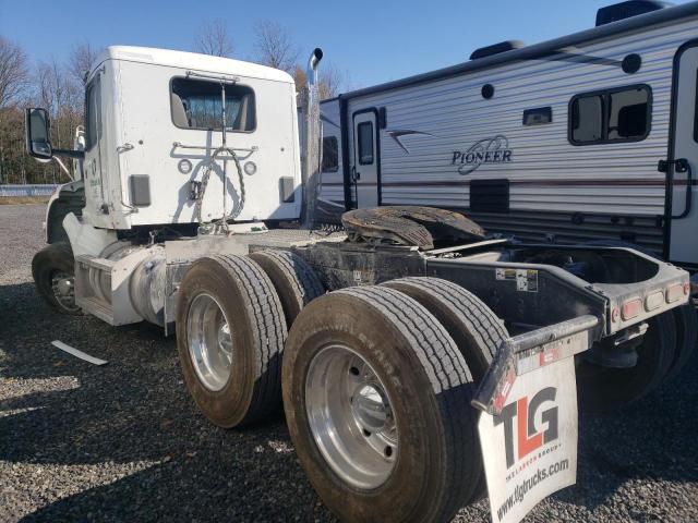 Image 3 of 2024 PETERBILT 567  2024 with VIN 1XPCDP9X3RD648558