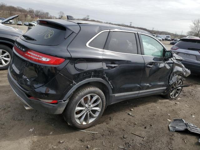 Image 3 of 2018 LINCOLN MKC SELECT 2018 with VIN 5LMCJ2D99JUL11850