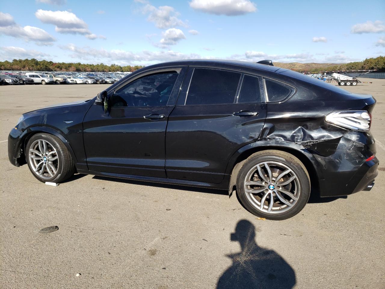 Image 2 of 2018 BMW X4 XDRIVEM40I 2018 with VIN 5UXXW7C59J0W64844