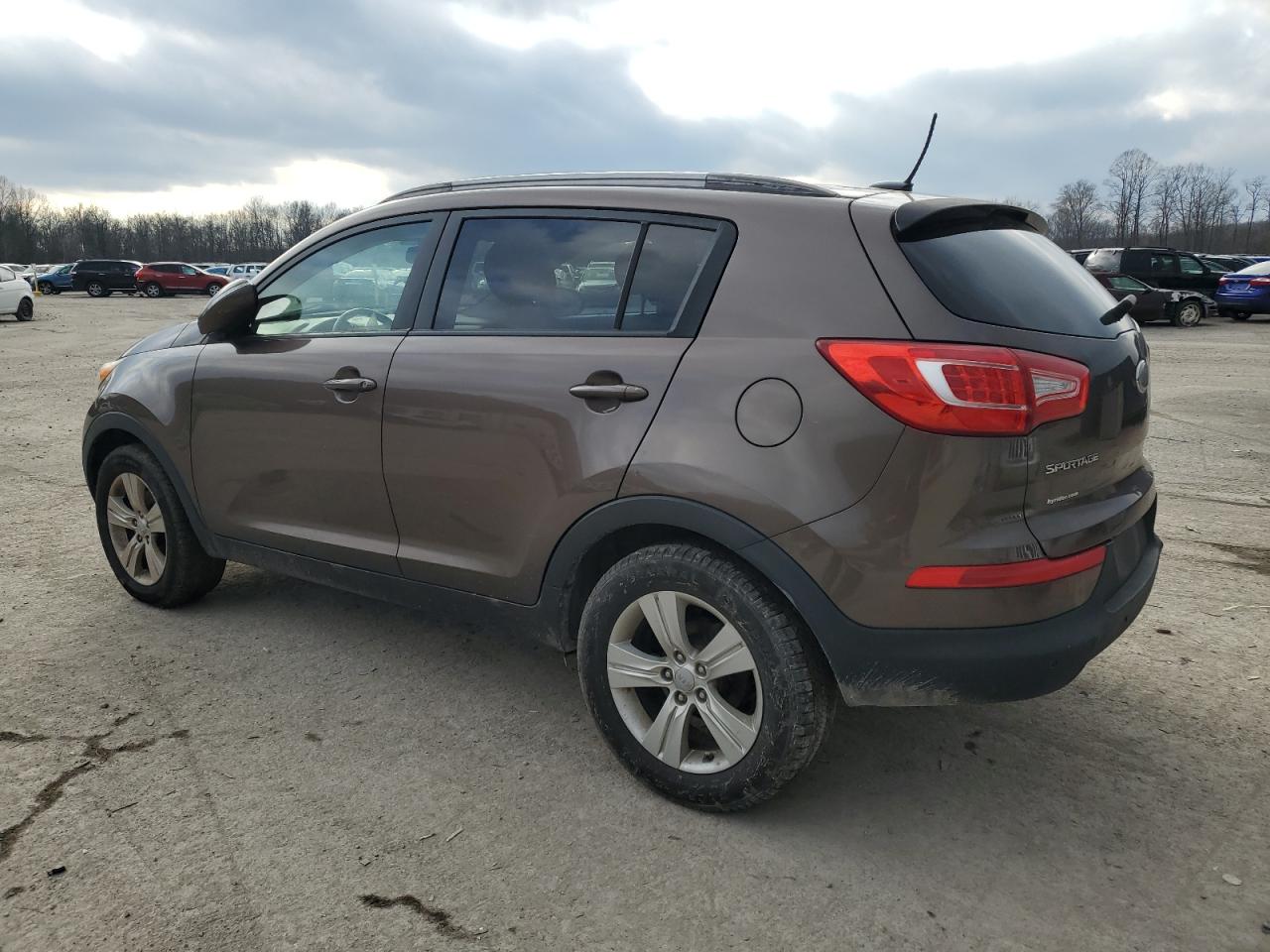 Obraz 2 z 2013 KIA SPORTAGE BASE 2013 z VIN KNDPB3A22D7520708