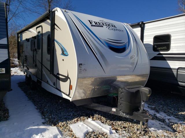Image 1 of 2018 COACH FREEDOM 2018 with VIN 5ZT2FERB7JS030402