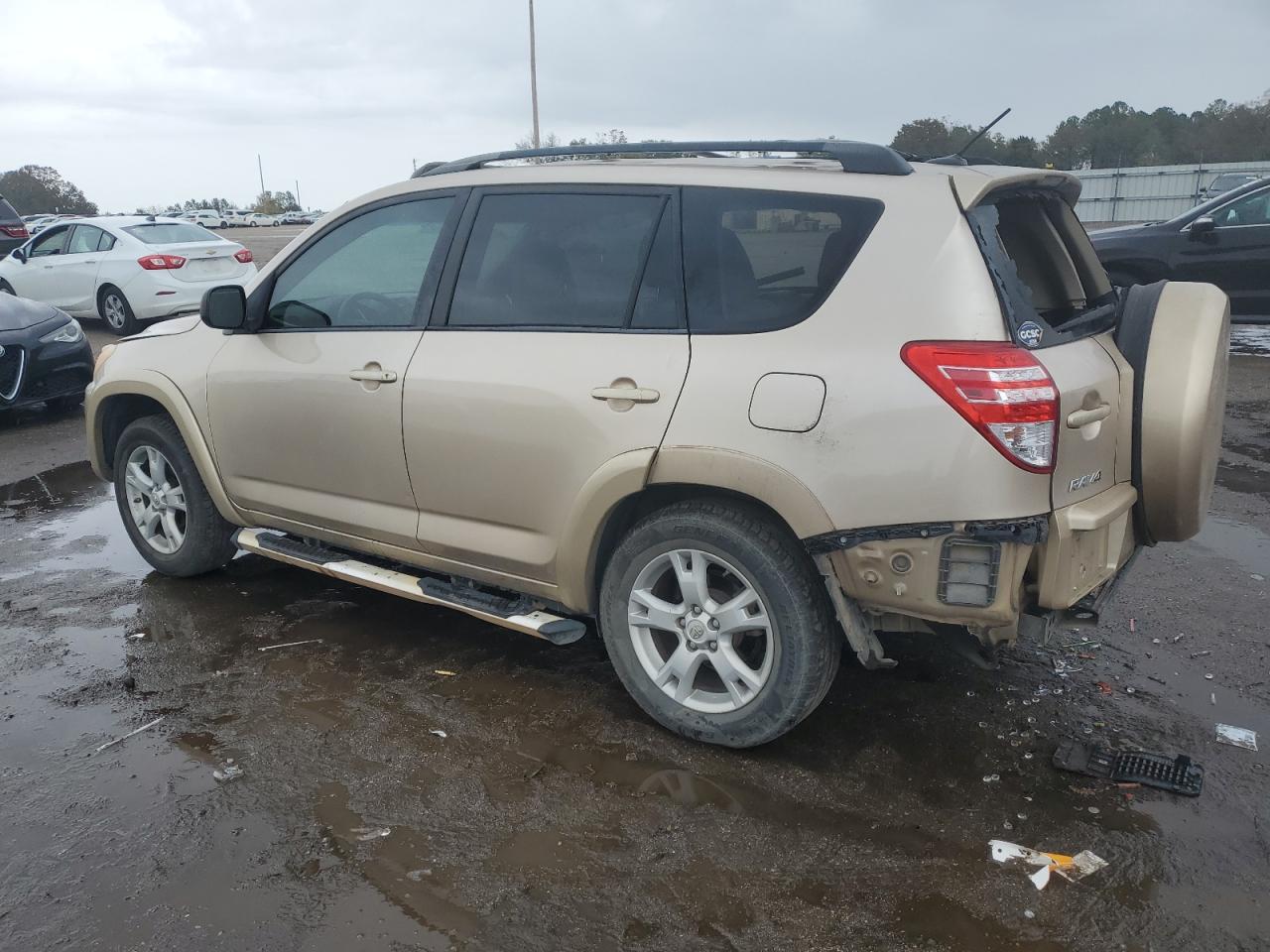 Image 2 of 2012 TOYOTA RAV4  2012 with VIN 2T3BF4DV2CW231163