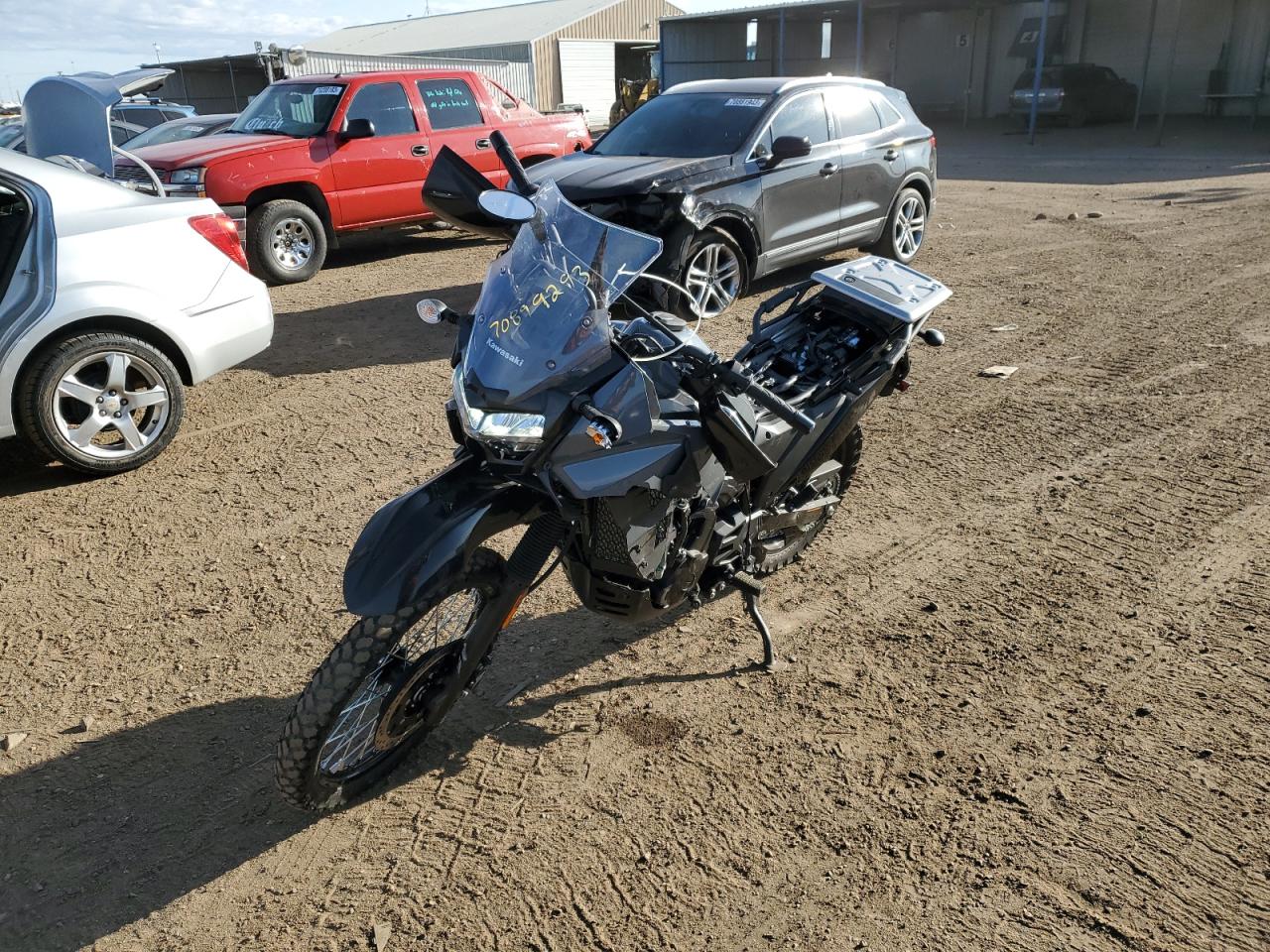 Obraz 2 z Kawasaki Kl650 G 2023 z VIN ML5KLEG15PDA26184