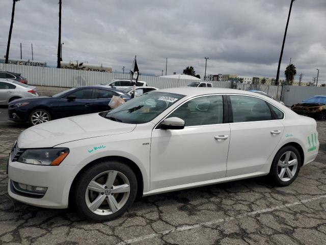 Obraz 1 z 2015 VOLKSWAGEN PASSAT S 2015 z VIN 1VWAS7A39FC114440