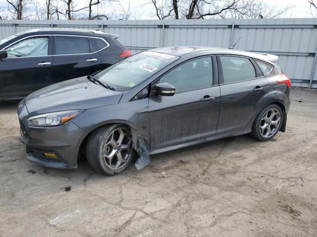 Image 1 of 2017 FORD FOCUS ST 2017 with VIN 1FADP3L90HL257197