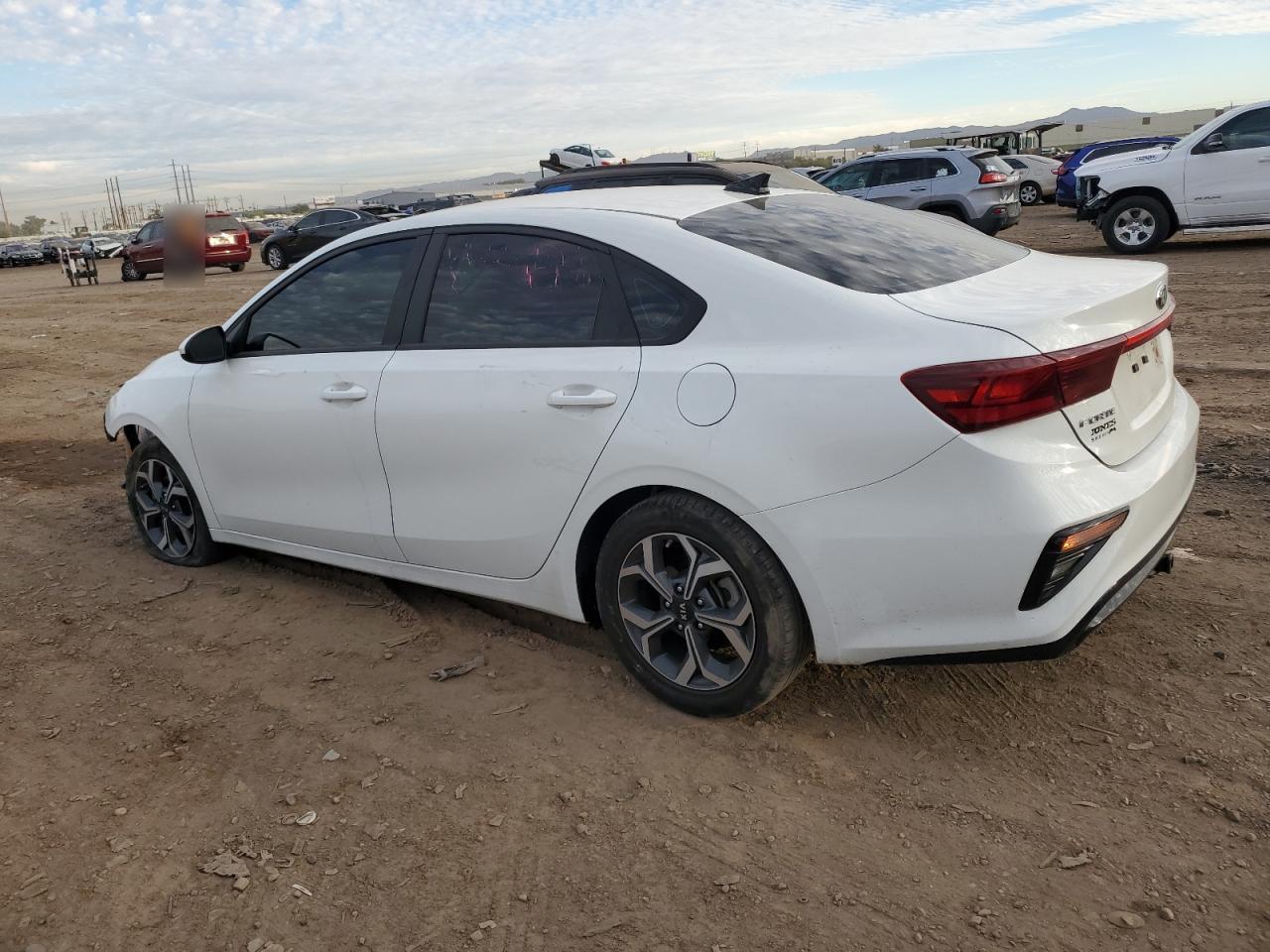 Obraz 2 z 2020 KIA FORTE FE 2020 z VIN 3KPF24AD3LE224646