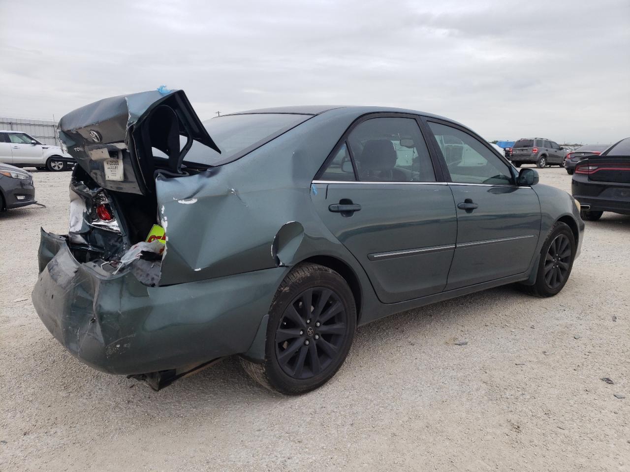 Obraz 3 z 2006 TOYOTA CAMRY LE 2006 z VIN JTDBF32K260167945