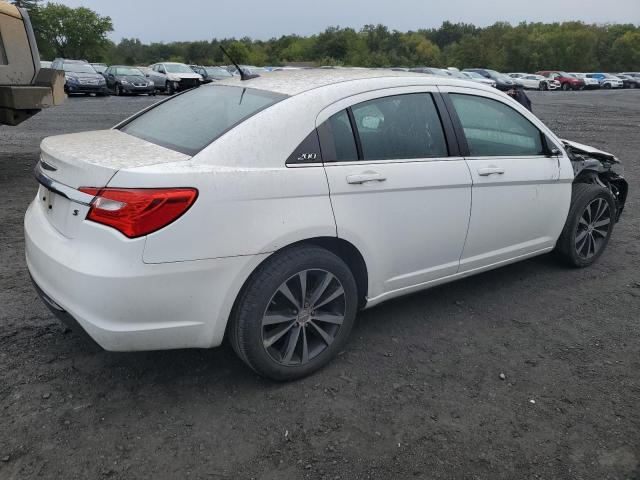 Изображение 3 2014 CHRYSLER 200 TOURING 2014 с VIN 1C3CCBBG9EN186808