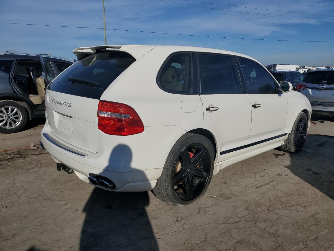 Image 3 of 2009 PORSCHE CAYENNE GTS 2009 with VIN WP1AD29P79LA61327