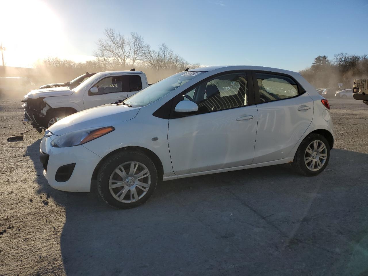 Obraz 1 z 2014 MAZDA MAZDA2 SPORT 2014 z VIN JM1DE1KY6E0183245