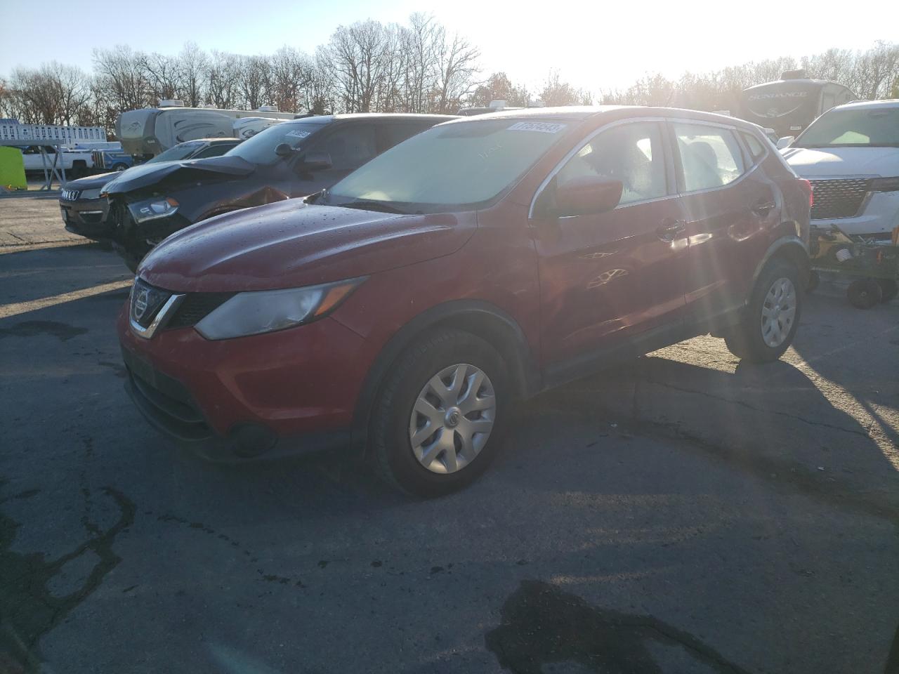 Obraz 1 z 2018 NISSAN ROGUE SPORT S 2018 z VIN JN1BJ1CP7JW160947