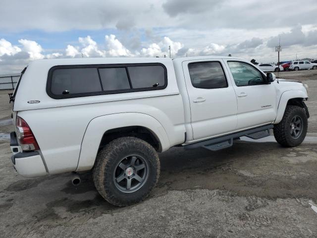 Image 3 of 2015 TOYOTA TACOMA DOUBLE CAB LONG BED 2015 with VIN 3TMMU4FN1FM077000
