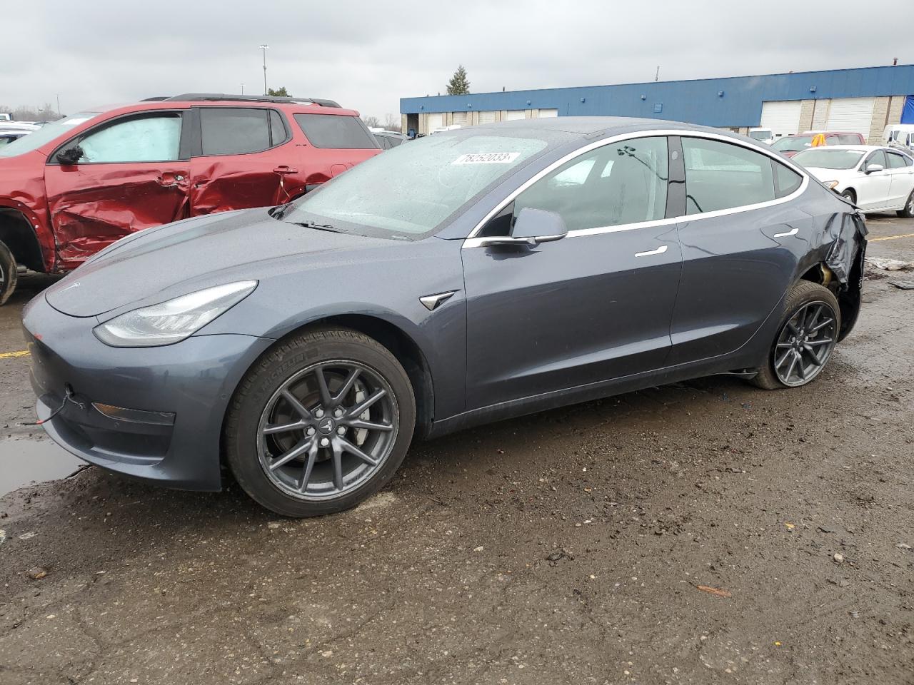 Изображение 2019 TESLA MODEL 3  2019
