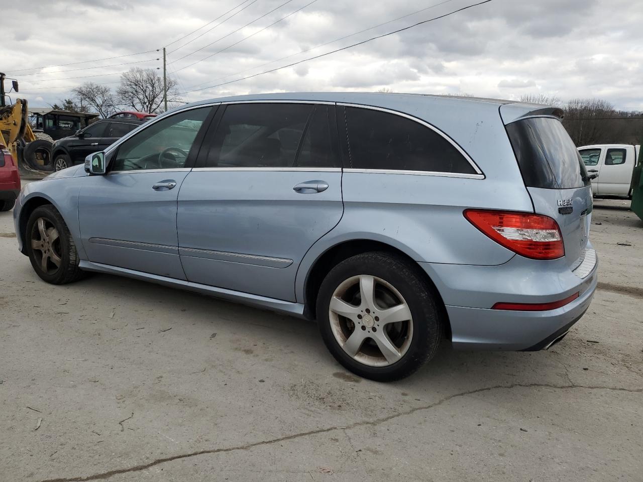 Obraz 2 z 2011 MERCEDES-BENZ R 350 4MATIC 2011 z VIN 4JGCB6FE6BA122173