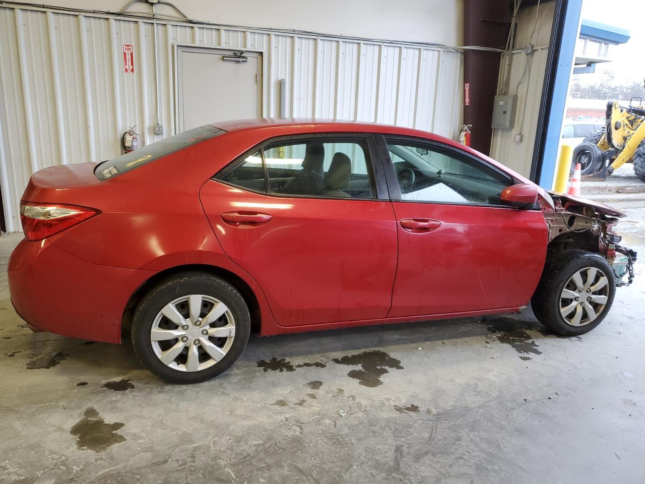 Image 3 of 2015 TOYOTA COROLLA L 2015 with VIN 5YFBURHE3FP211743
