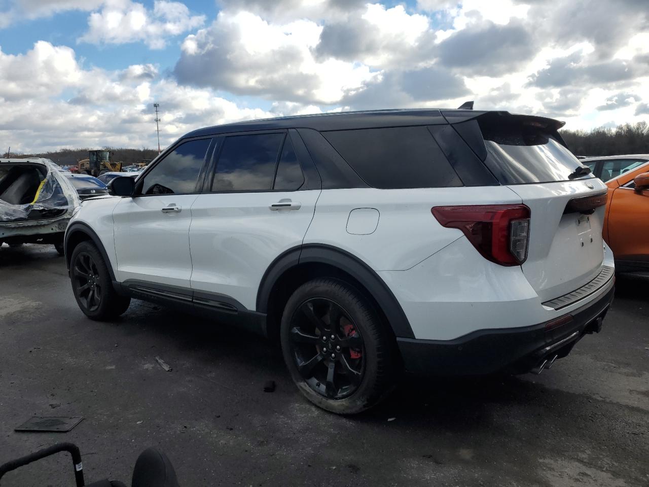 Image 2 of 2021 FORD EXPLORER ST 2021 with VIN 1FM5K8GC8MGA76847