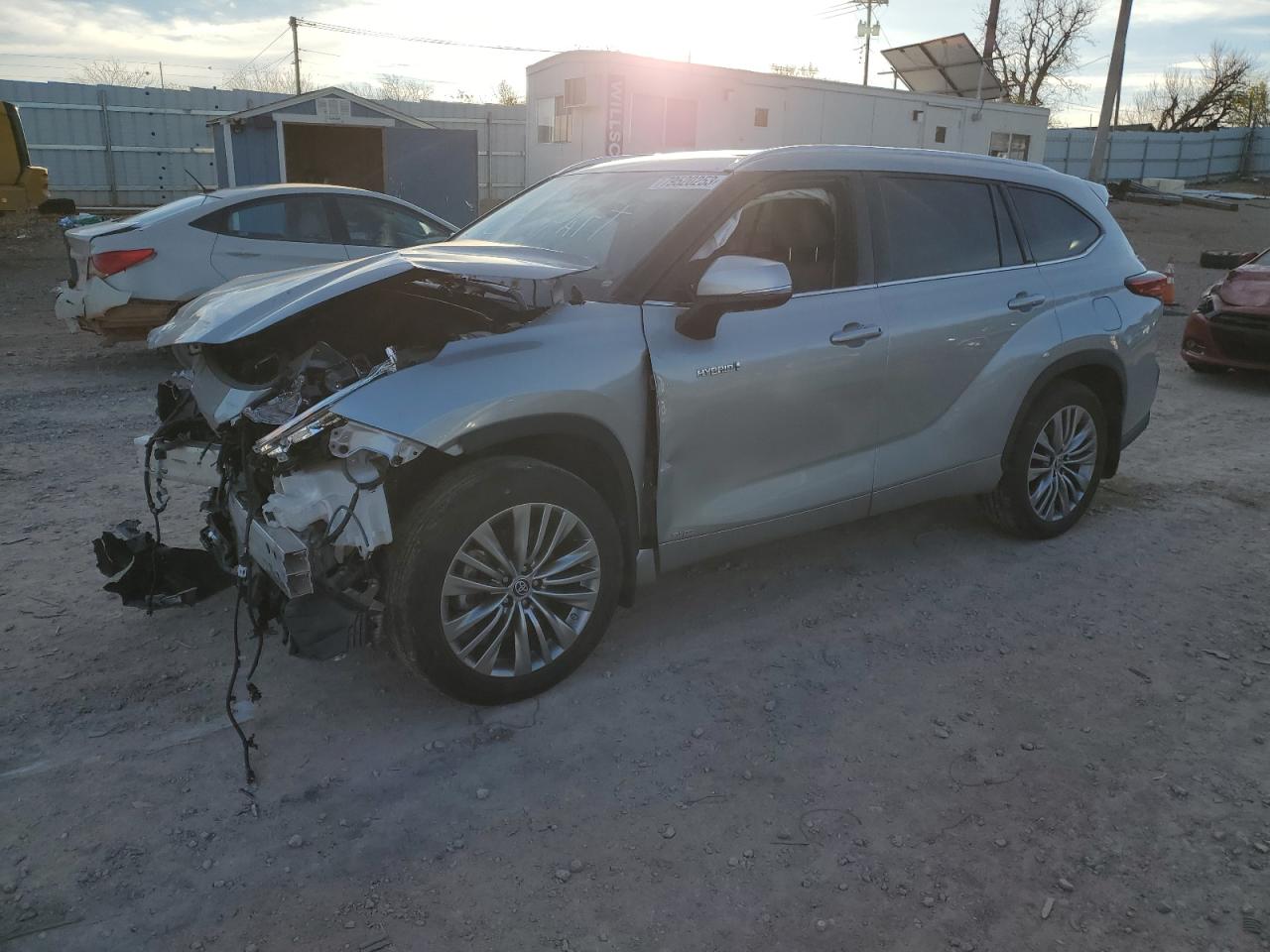Obraz 2021 TOYOTA HIGHLANDER HYBRID PLATINUM 2021