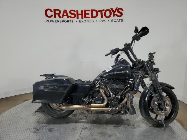 Изображение 1 2017 HARLEY-DAVIDSON FLHXS STREET GLIDE SPECIAL 2017 с VIN 1HD1KRC10HB636181