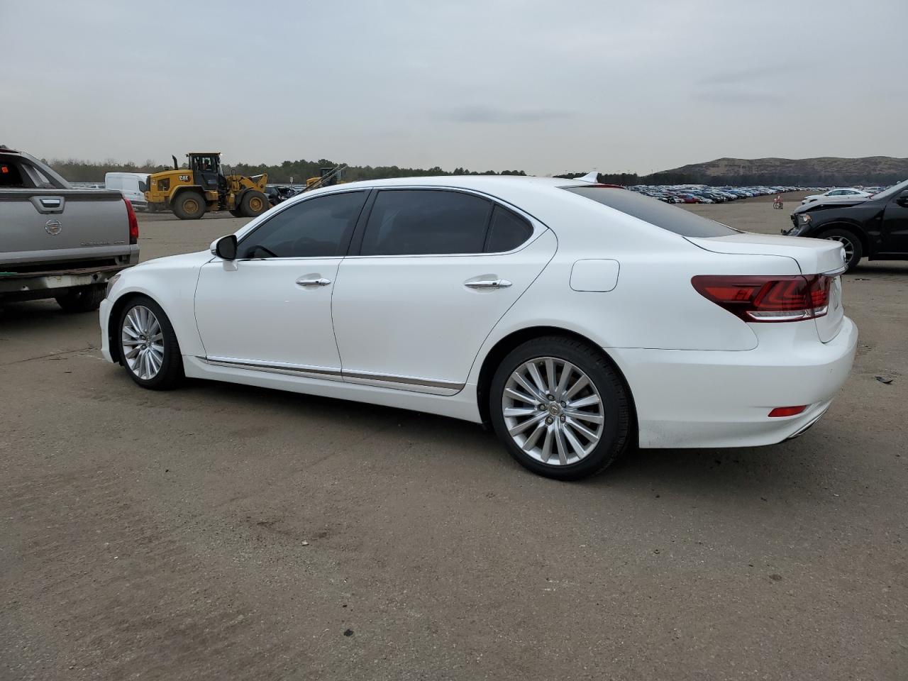 Изображение 2 2013 LEXUS LS 460L 2013 с VIN JTHDL5EFXD5005958