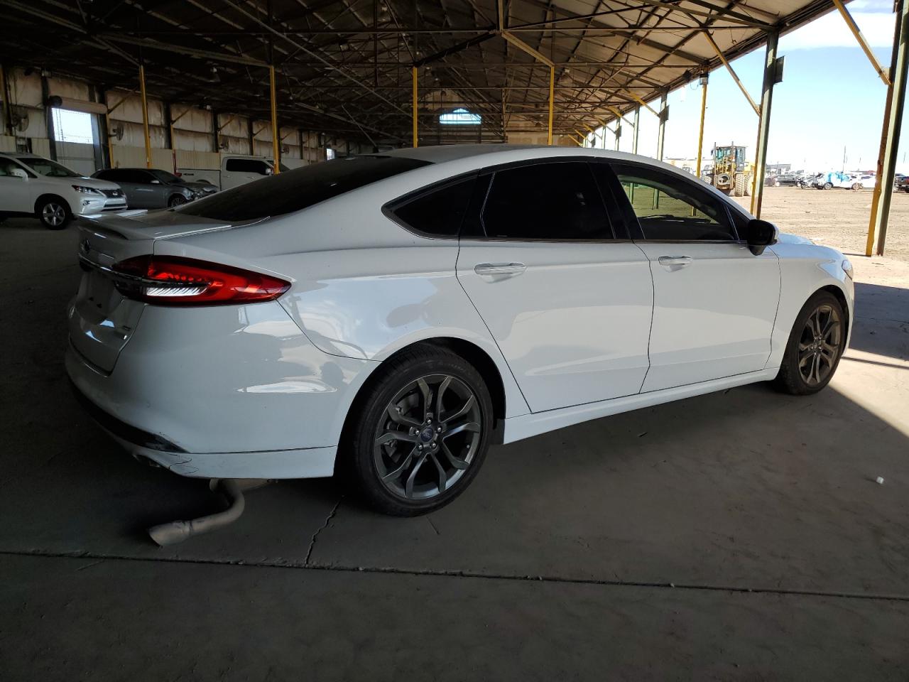 Image 3 of 2018 FORD FUSION SE 2018 with VIN 3FA6P0HD8JR136428