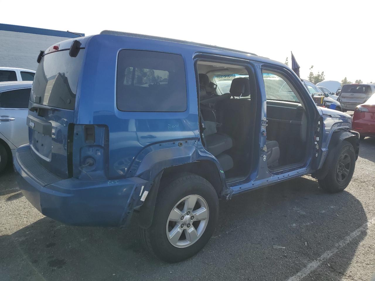 Obraz 3 z 2010 JEEP LIBERTY SPORT 2010 z VIN 1J4PP2GKXAW171473