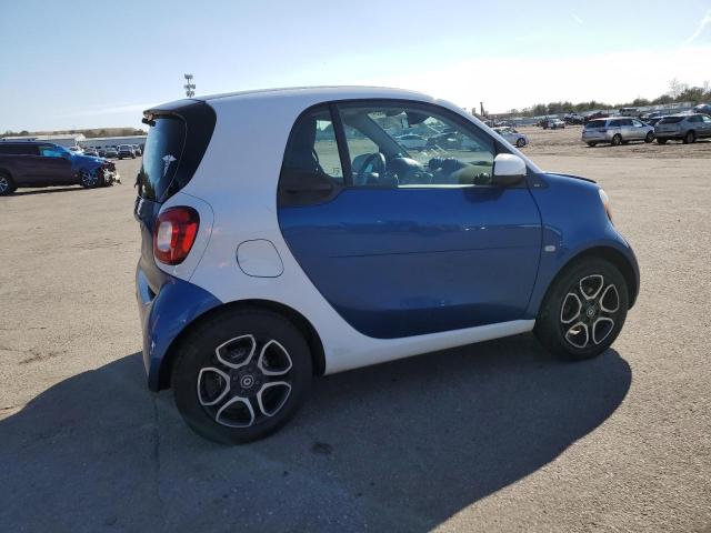Image 3 of 2016 SMART FORTWO  2016 with VIN WMEFJ5DA0GK062893