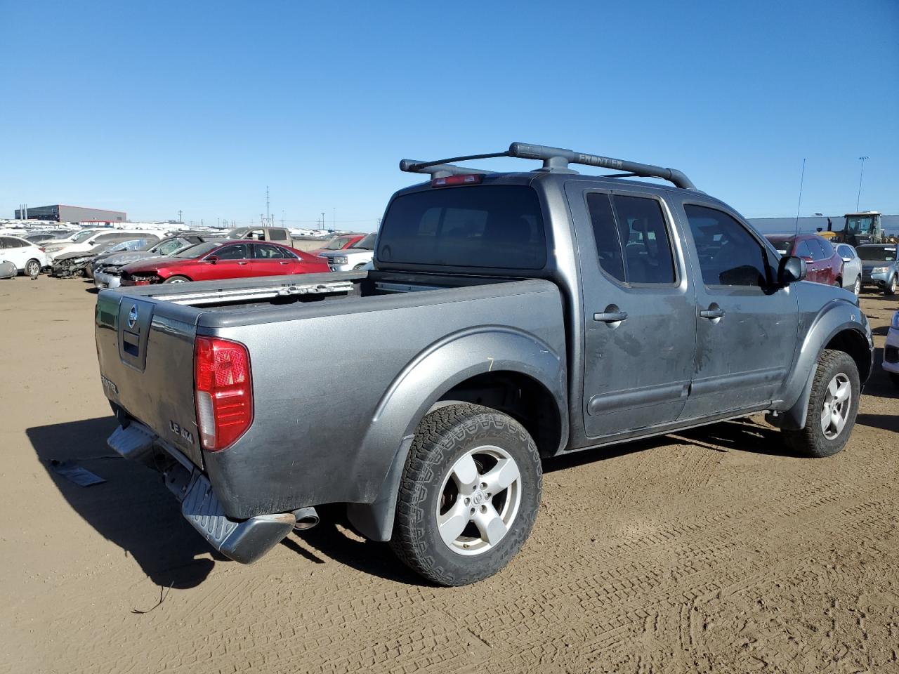 Obraz 3 z 2005 NISSAN FRONTIER CREW CAB LE 2005 z VIN 1N6AD07W75C431229