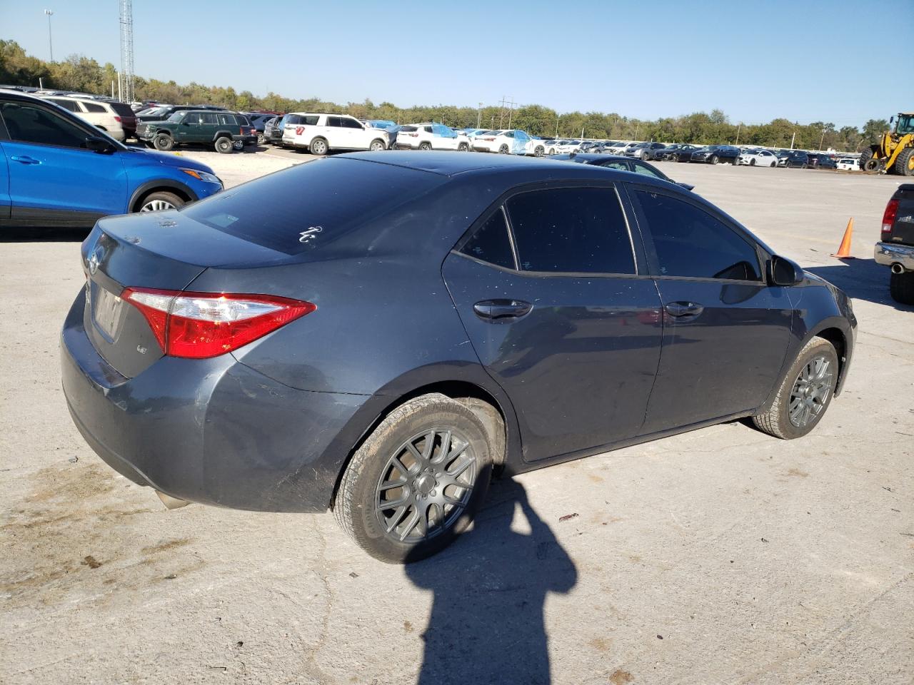 Image 3 of 2016 TOYOTA COROLLA L 2016 with VIN 5YFBURHE2GP423115