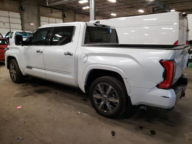 Изображение 2 2022 TOYOTA TUNDRA CREWMAX CAPSTONE 2022 с VIN 5TFVC5DB6NX011413