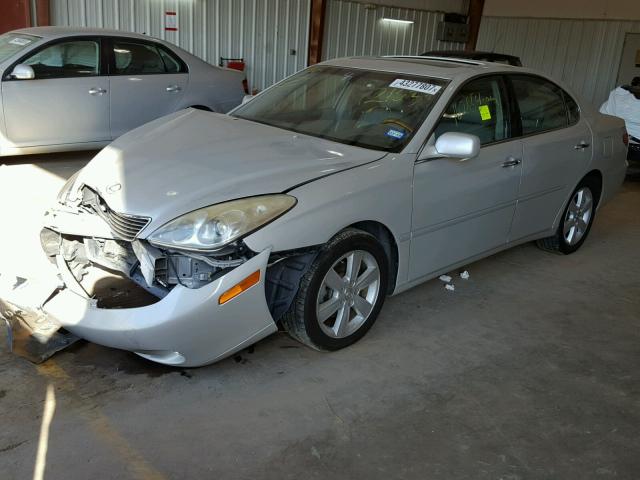Obraz 2 z 2005 LEXUS ES 330 2005 z VIN JTHBA30G555072163
