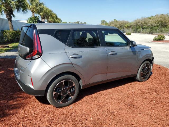 Obraz 3 z 2023 KIA SOUL EX 2023 z VIN KNDJ33AU9P7893074