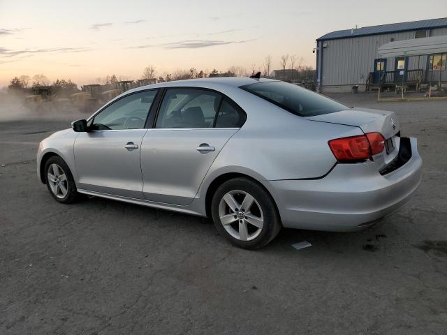 Image 2 of 2014 VOLKSWAGEN JETTA TDI 2014 with VIN 3VWLL7AJ0EM352081