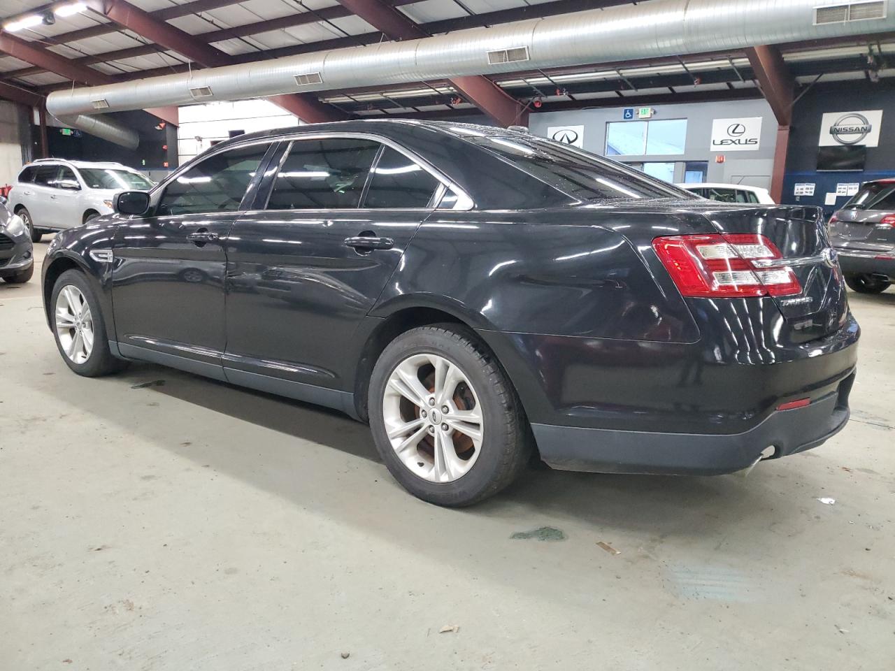 Изображение 2 2013 FORD TAURUS SEL 2013 с VIN 1FAHP2H86DG177899
